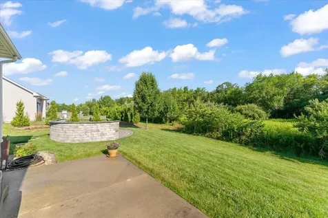 1114 Ashford Court Mahomet IL 61853