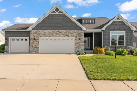 1114 Ashford Court Mahomet IL 61853