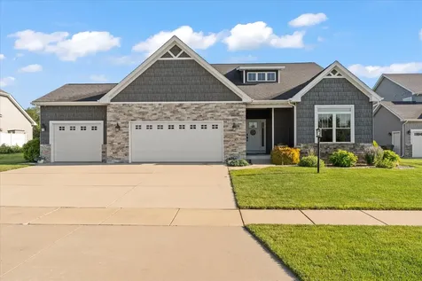 1114 Ashford Court Mahomet IL 61853