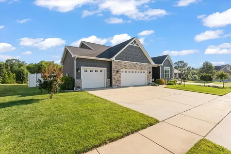 1114 Ashford Court Mahomet IL 61853