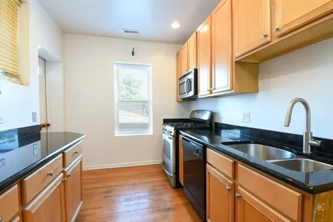 3104 West Argyle Street Chicago IL 60625