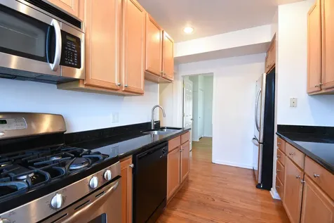 3104 West Argyle Street Chicago IL 60625
