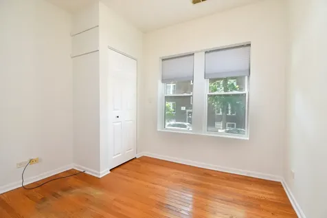 3104 West Argyle Street Chicago IL 60625