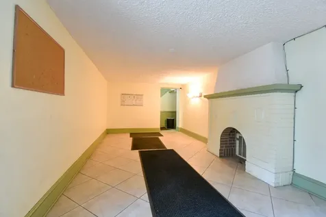 3104 West Argyle Street Chicago IL 60625