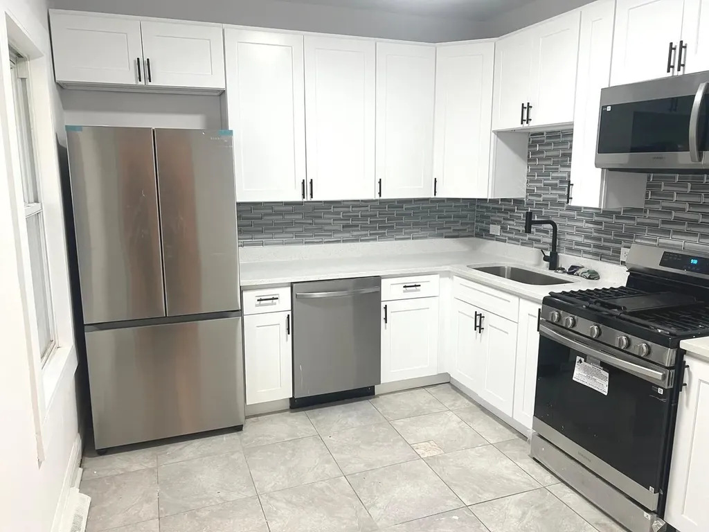 11416 South King Drive Chicago IL 60628