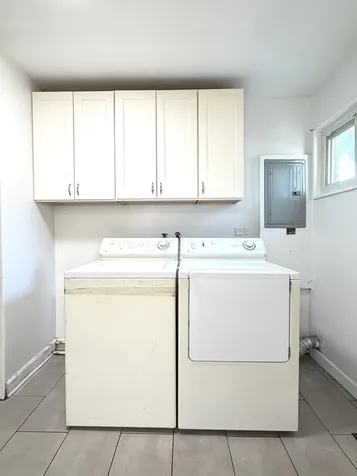 1326 Imperial Avenue Calumet City IL 60409