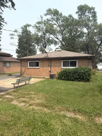 1326 Imperial Avenue Calumet City IL 60409