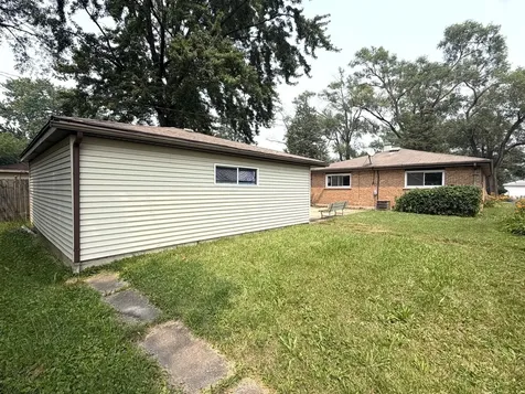 1326 Imperial Avenue Calumet City IL 60409