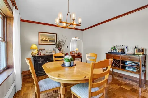 5661 North New Hampshire Avenue Chicago IL 60631