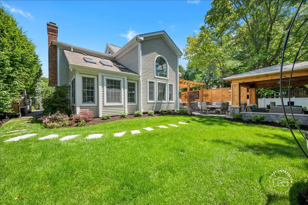 26W373 Churchill Road Winfield IL 60190