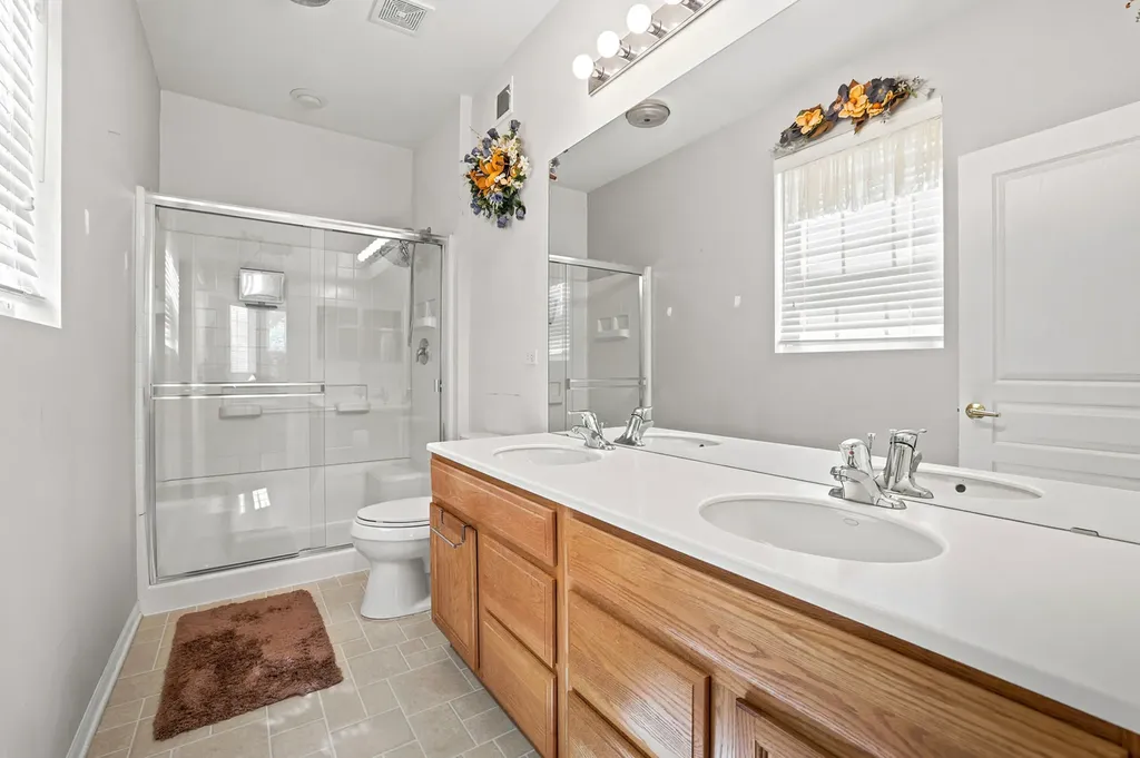 11724 Tanglewood Lane Huntley IL 60142