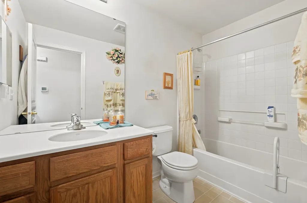 11724 Tanglewood Lane Huntley IL 60142