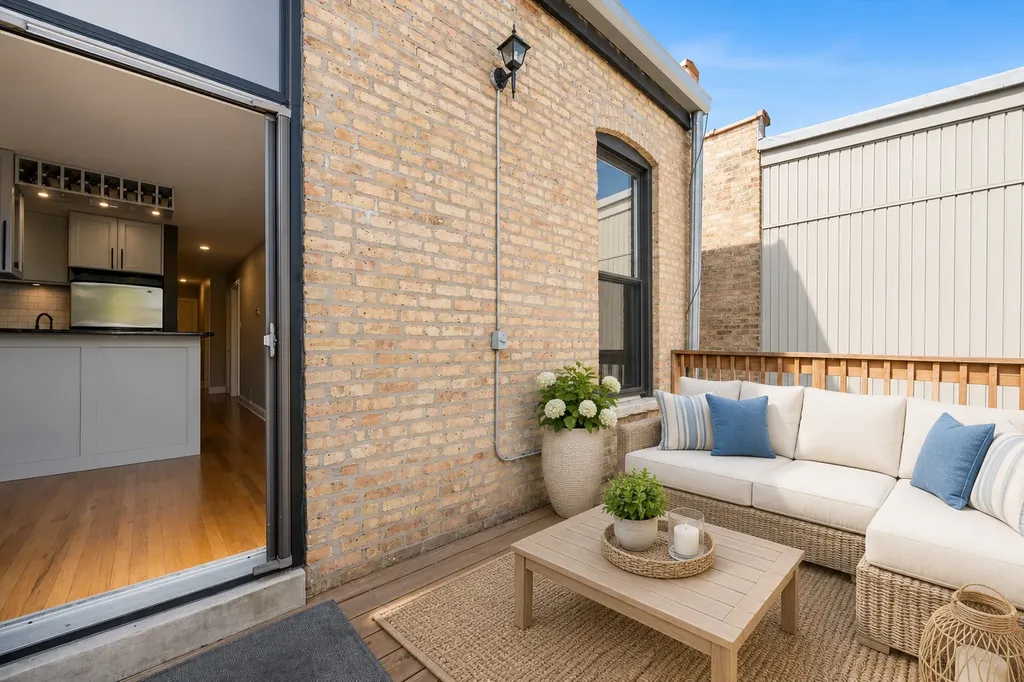 540 West Belden Avenue Chicago IL 60614