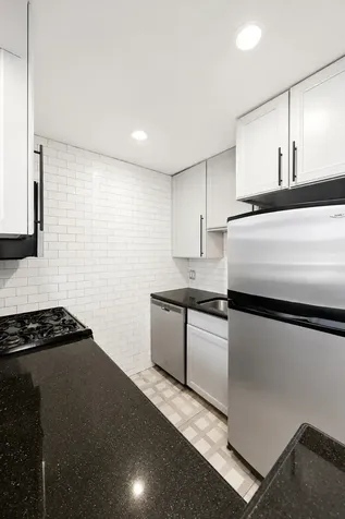 540 West Belden Avenue Chicago IL 60614