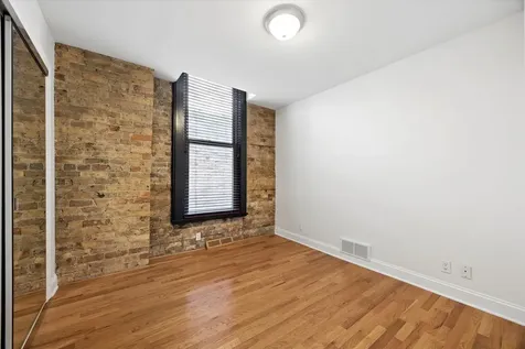 540 West Belden Avenue Chicago IL 60614
