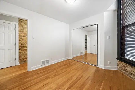 540 West Belden Avenue Chicago IL 60614