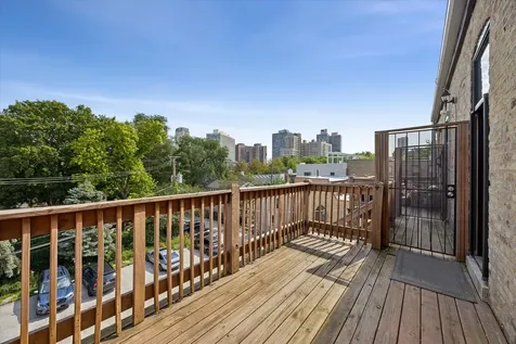 540 West Belden Avenue Chicago IL 60614