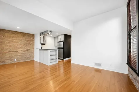 540 West Belden Avenue Chicago IL 60614