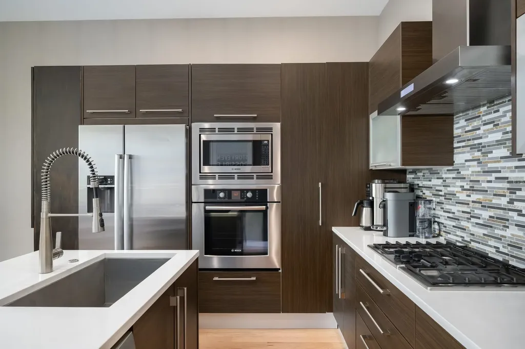 1936 West Armitage Avenue Chicago IL 60622
