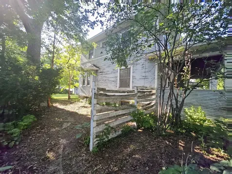 1544 29 1/2 Street Rock Island IL 61201