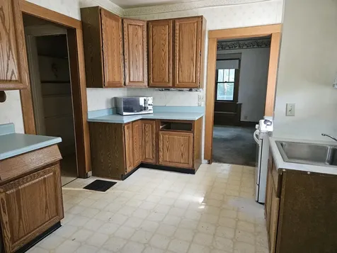 1544 29 1/2 Street Rock Island IL 61201