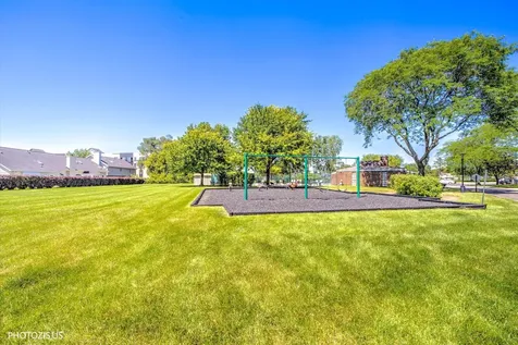 1103 Miller Lane Buffalo Grove IL 60089