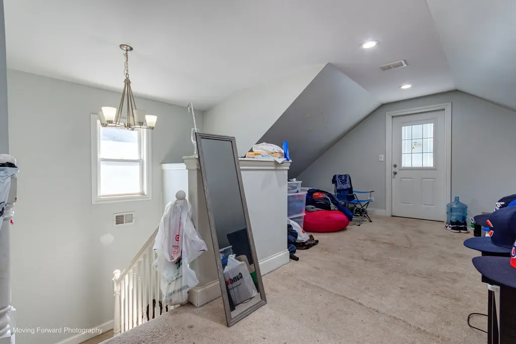 5505 West Thomas Street Chicago IL 60651