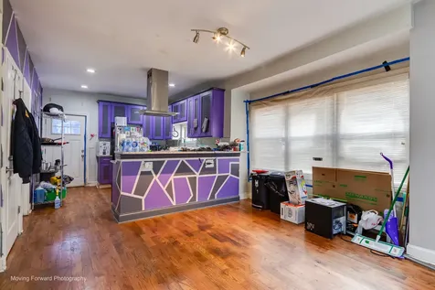 5505 West Thomas Street Chicago IL 60651