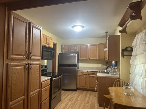 1717 East Lawn Savanna IL 61074