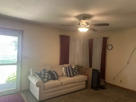 1717 East Lawn Savanna IL 61074