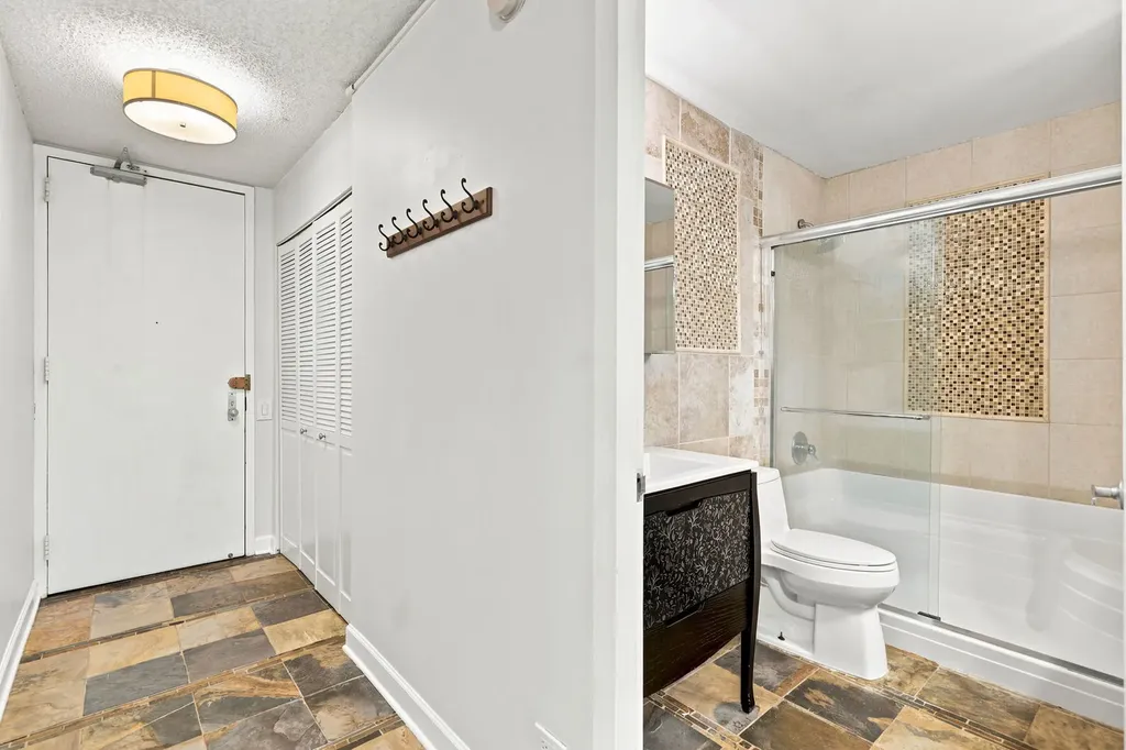 30 East Huron Street Chicago IL 60611