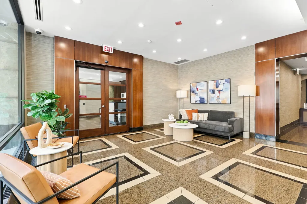 30 East Huron Street Chicago IL 60611