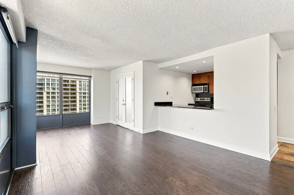 30 East Huron Street Chicago IL 60611