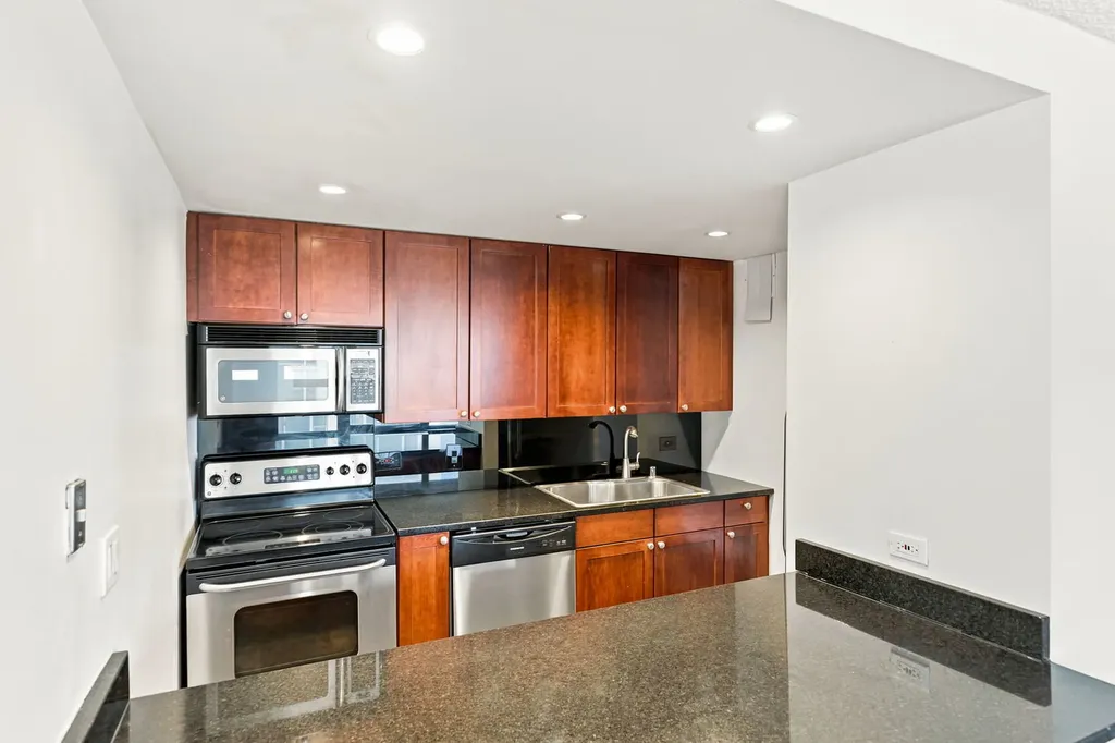 30 East Huron Street Chicago IL 60611