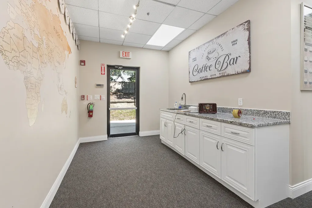 6705 Kingery Highway Willowbrook IL 60527