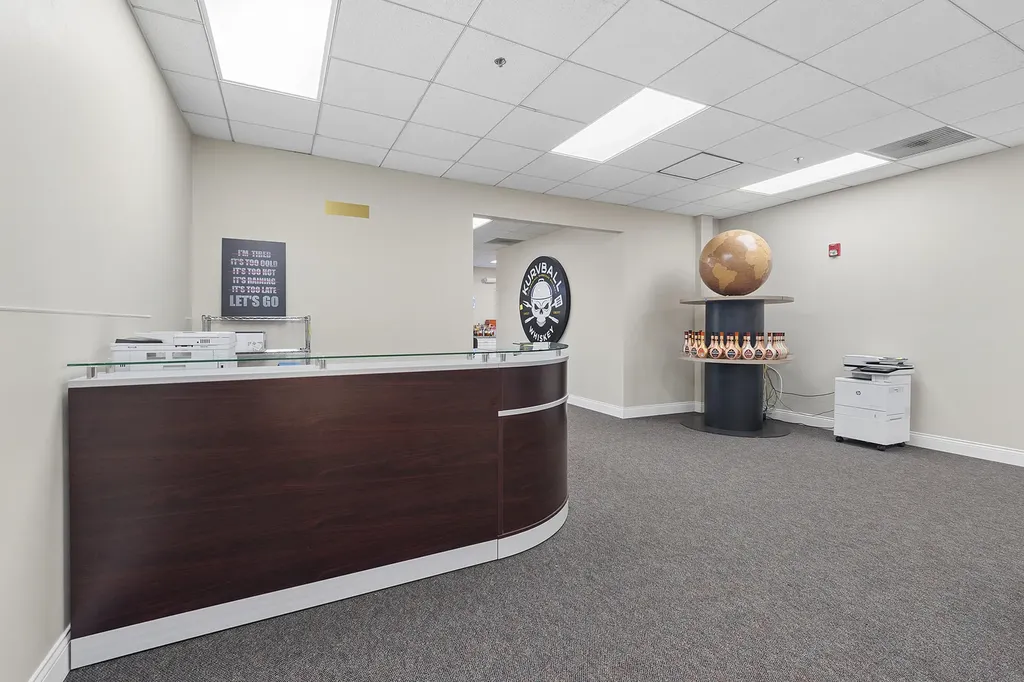 6705 Kingery Highway Willowbrook IL 60527