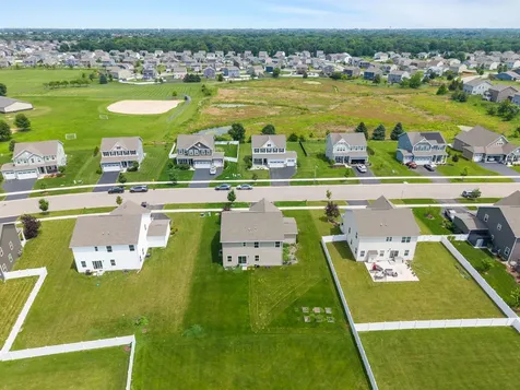 3079 Grande Trail Yorkville IL 60560