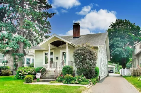 124 East Grantley Avenue Elmhurst IL 60126