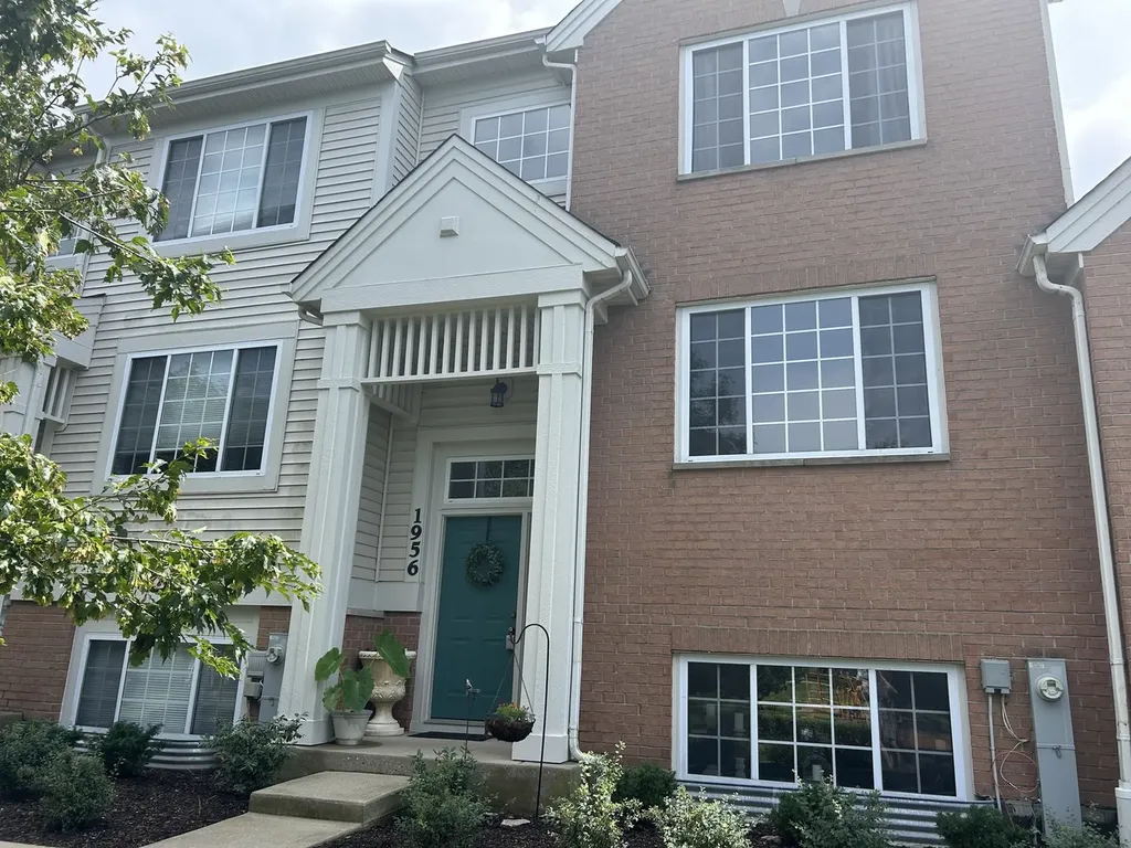 1956 Concord Drive Mchenry IL 60050