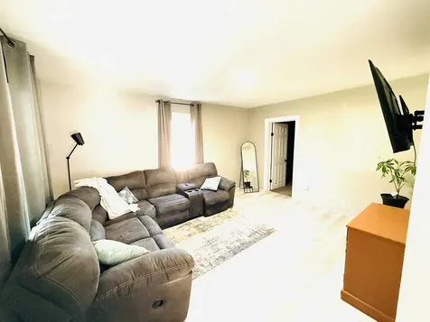 506 West Lincoln Hoopeston IL 60942