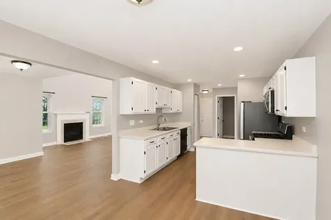 651 Lancaster Circle Elgin IL 60123