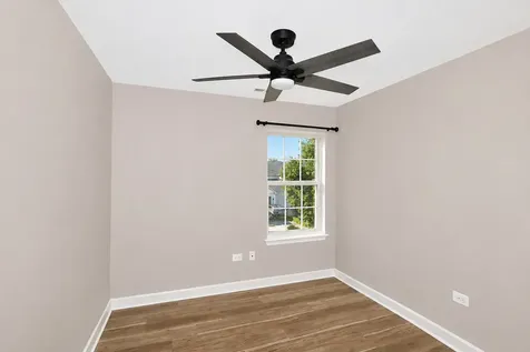 651 Lancaster Circle Elgin IL 60123