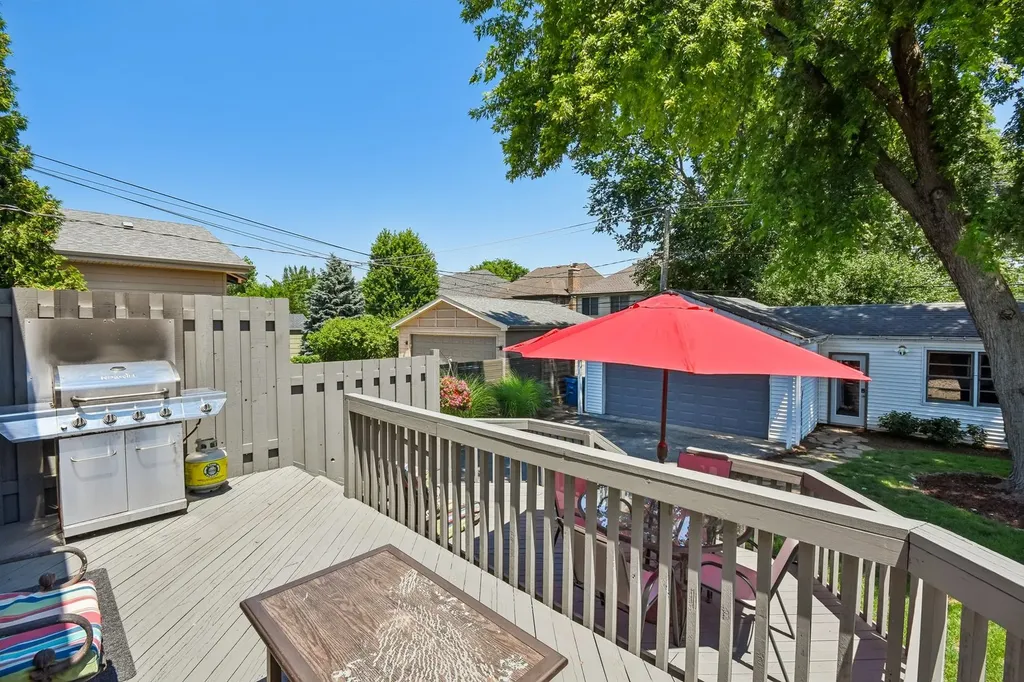 693 South Spring Road Elmhurst IL 60126