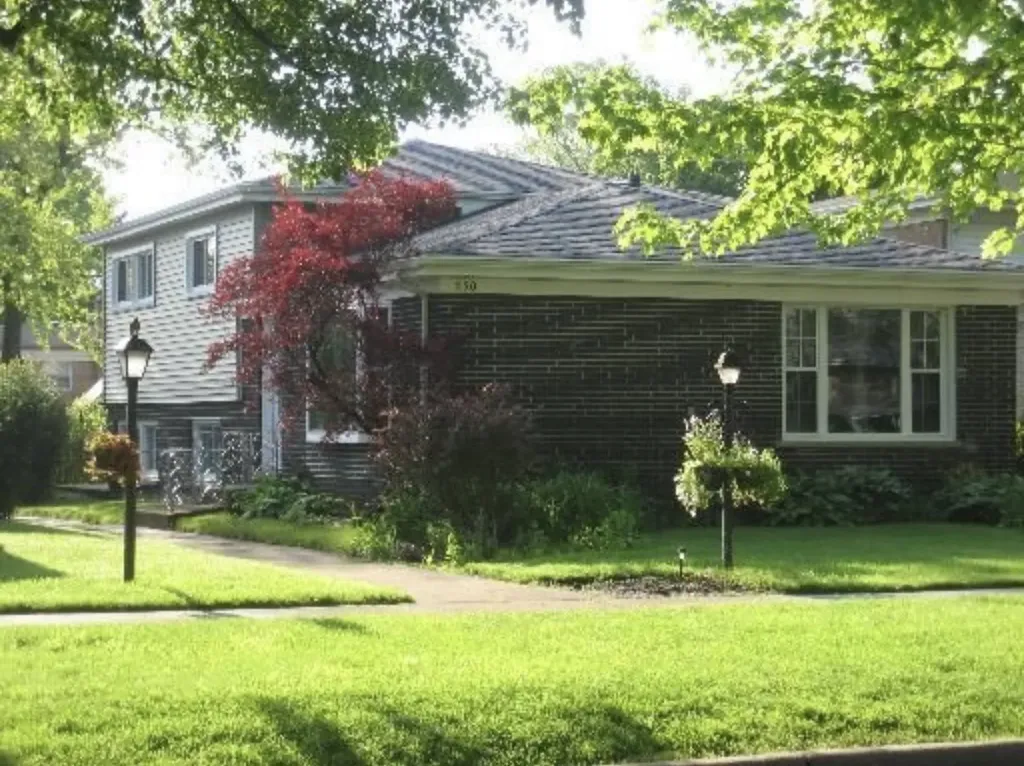 550 Laramie Avenue Wilmette IL 60091