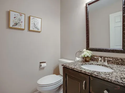 17945 West Pond Ridge Circle Gurnee IL 60031