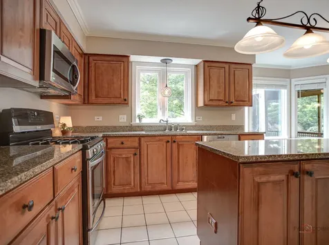 17945 West Pond Ridge Circle Gurnee IL 60031