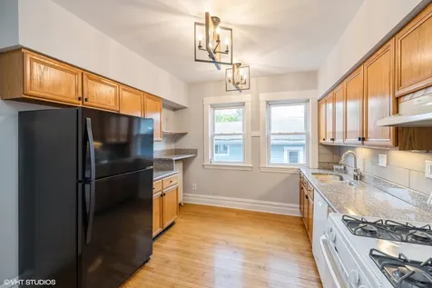 108 Clinton Avenue Oak Park IL 60302