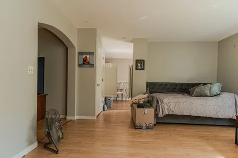 25 Primrose Lane Oswego IL 60543
