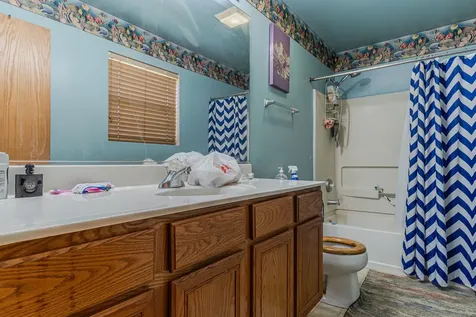 25 Primrose Lane Oswego IL 60543