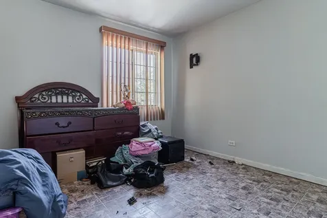 25 Primrose Lane Oswego IL 60543